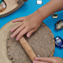 Load image into Gallery viewer, Wooden Roller