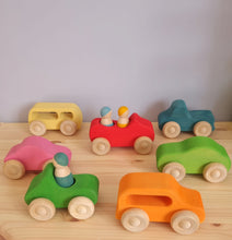 Load image into Gallery viewer, Chunky Wooden Car Set