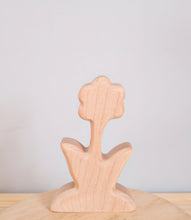 Load image into Gallery viewer, Decorative Wooden Flowers