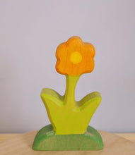 Load image into Gallery viewer, Decorative Wooden Flowers