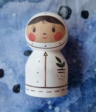 Load image into Gallery viewer, Astronaut Peg dolls
