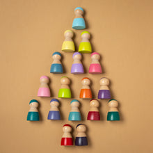 Load image into Gallery viewer, Wooden Peg Doll Set (Pastel)