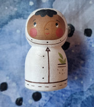 Load image into Gallery viewer, Astronaut Peg dolls
