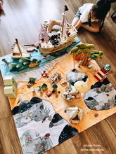 Load image into Gallery viewer, The Wonderie Play Cloth - Rock Pool Life

